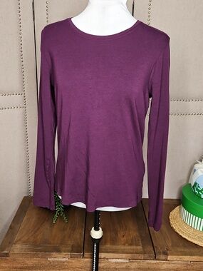 Banana Republic Factory Timeless Tee Eggplant Purple